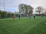 Training S.K.N.W.K. JO19-1 van donderdag 25 april 2024 (82/120)